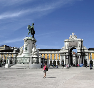 Square Praca do Comercio in Lisbon 
