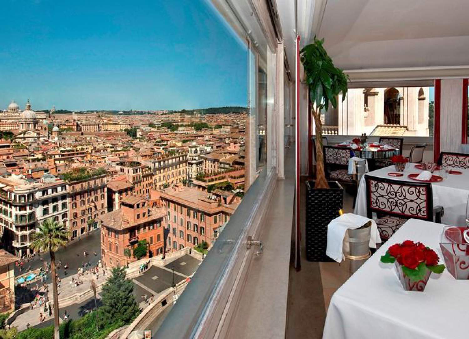Vue du restaurant de l'hôtel Hassler, Rome, Italy