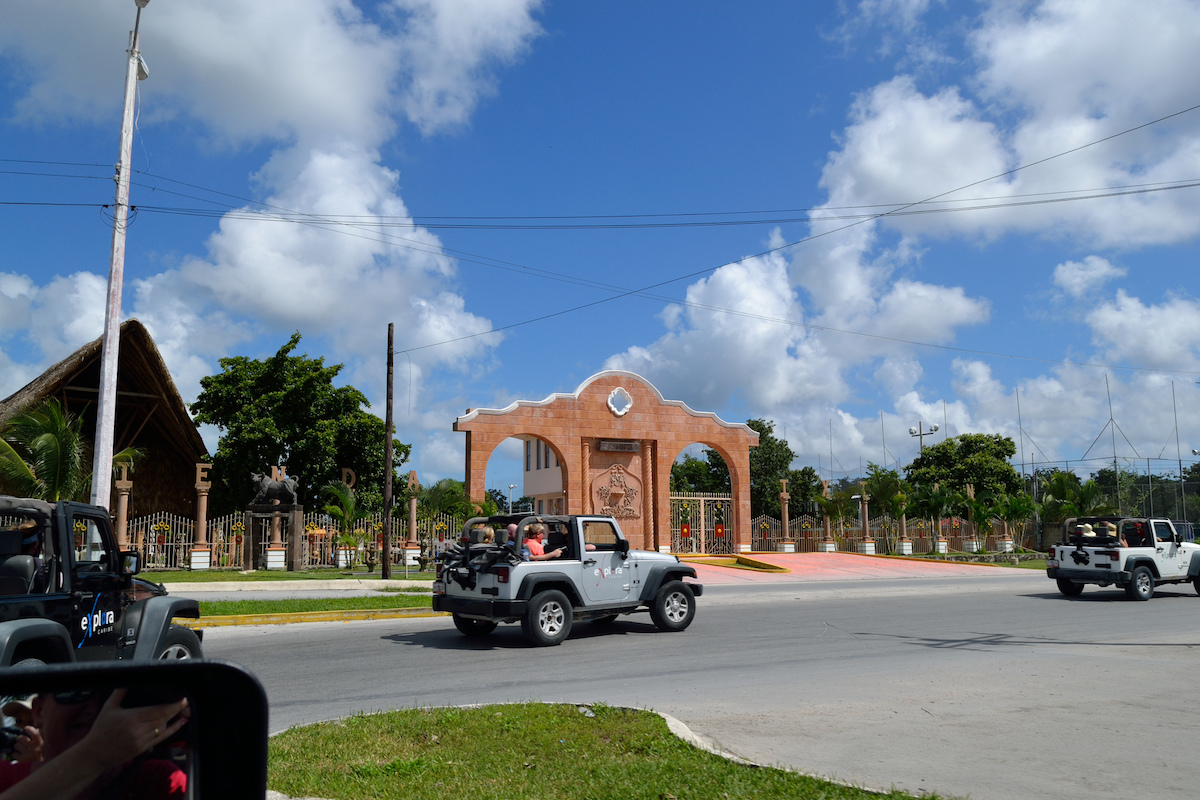 Jeep Tour What to do in Cozumel | #ExperienceTransat – Air Transat Travel  Blog