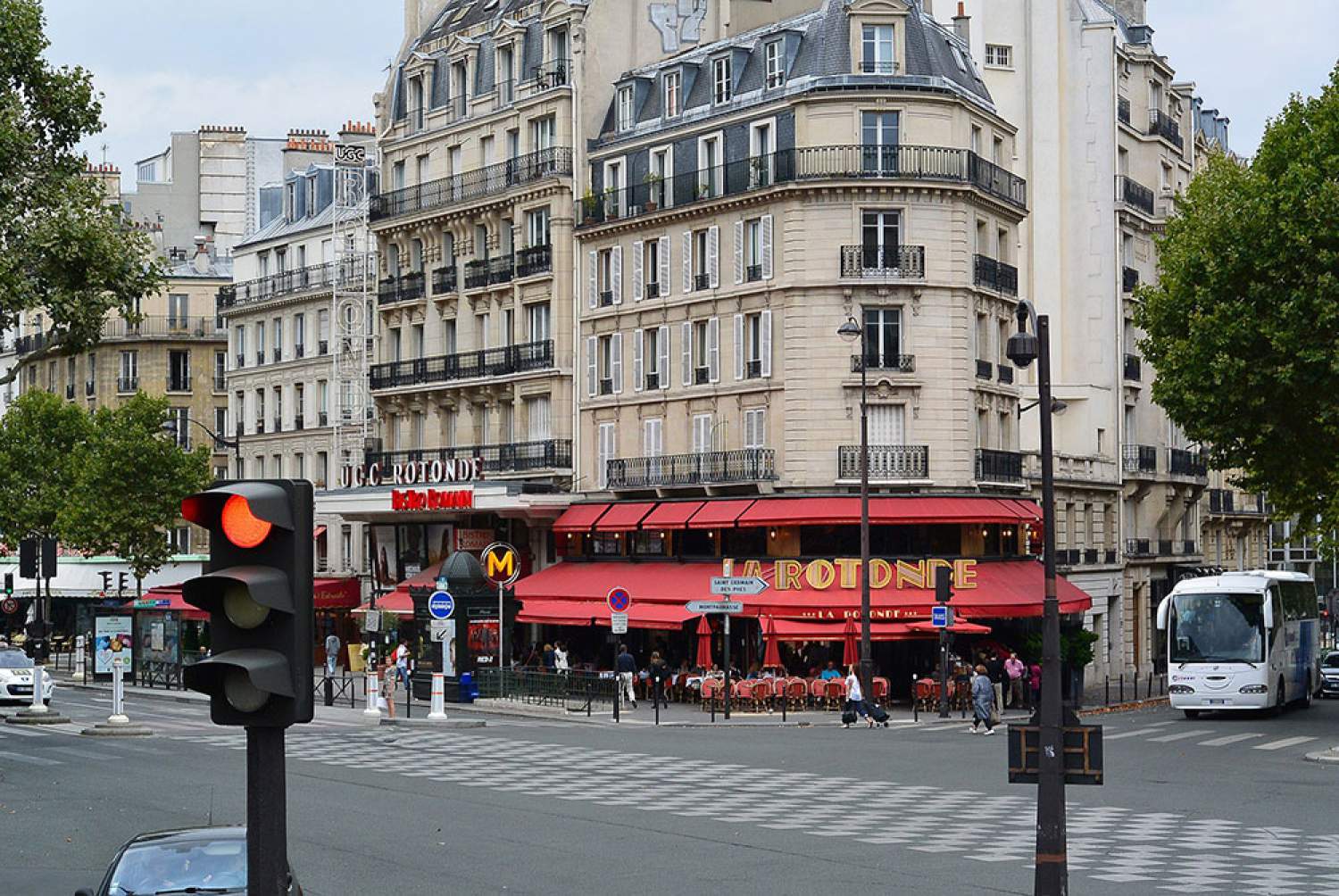 Restaurant La Rotonde, Paris