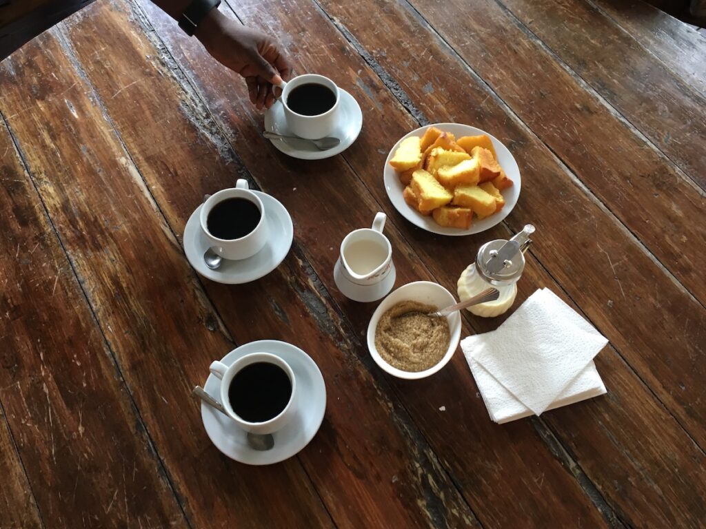 Dégustation de café à Craighton Coffee Plantation, Blue Mountains, Jamaïque