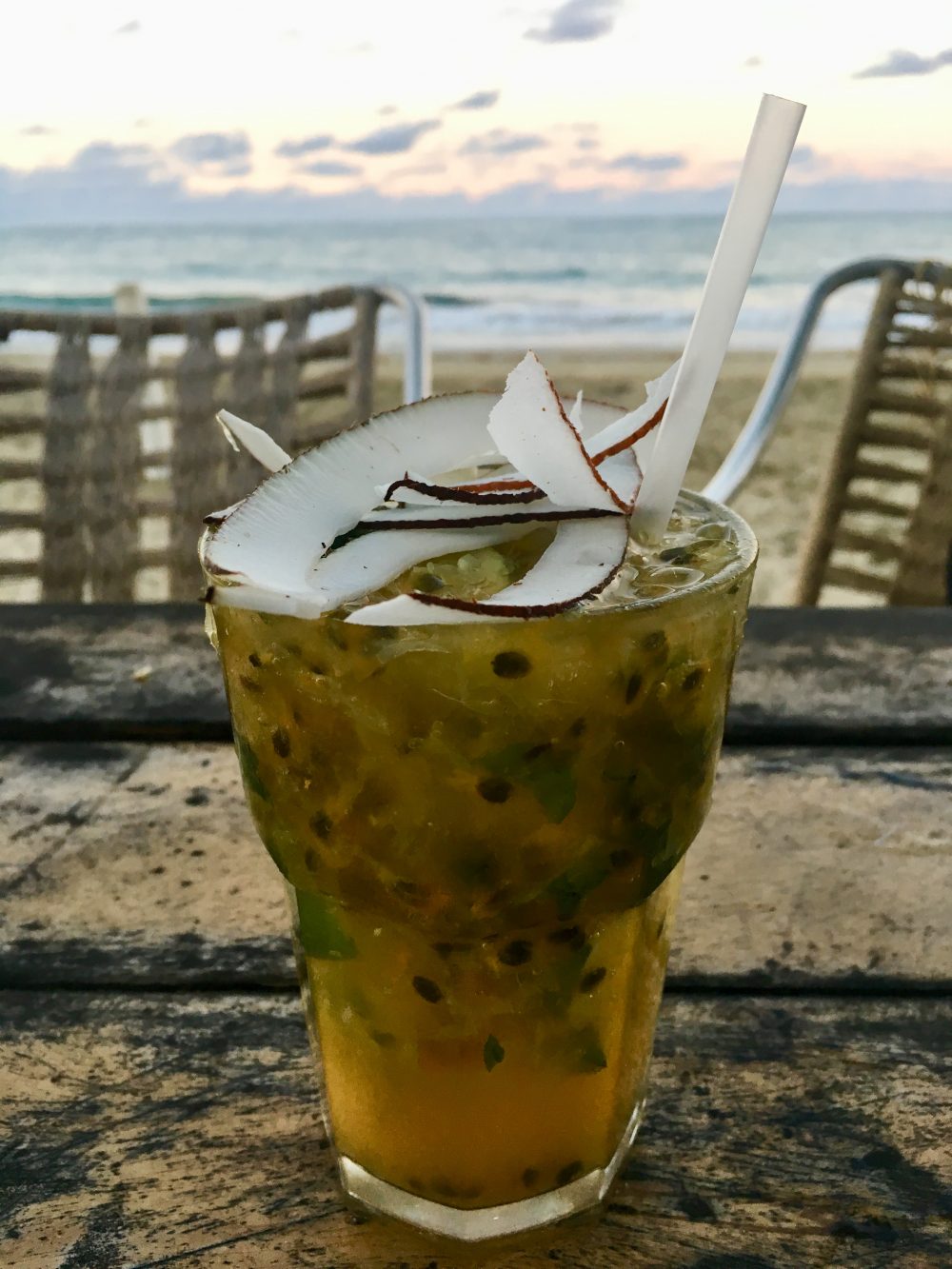 Happy hour - Cabarete beach - cocktail