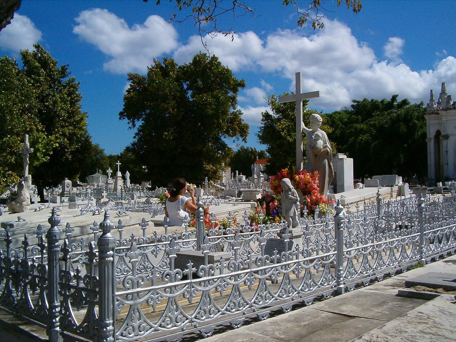 Grave of La Milagrosa, Colon cemetery, La Havana