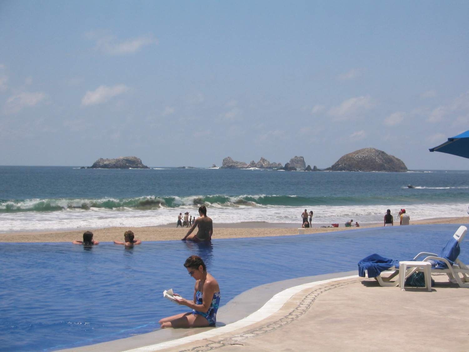 Beach and pool in Ixtapa, Mexico