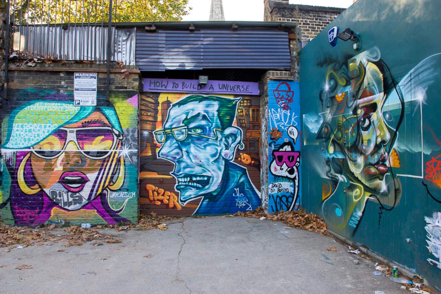Graffitis de différents artistes à Londres