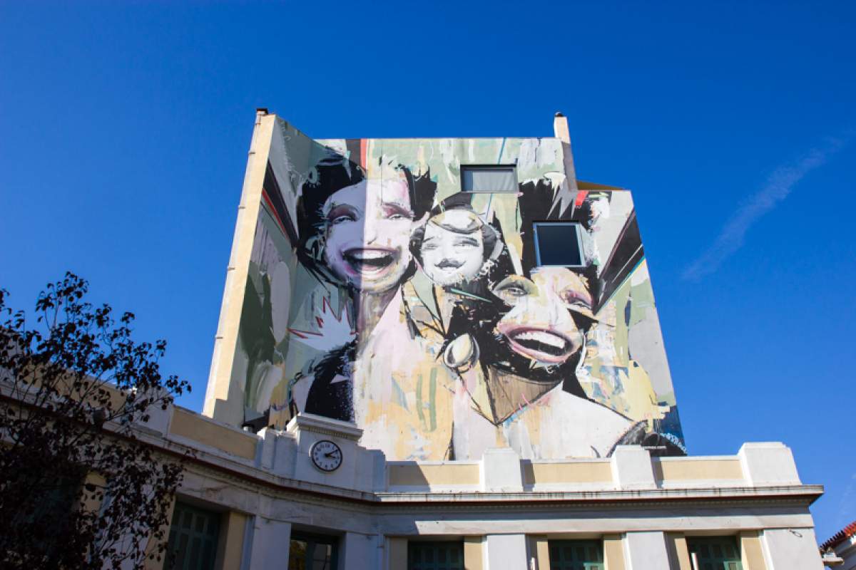 Art de rue sur édifice à Athènes
