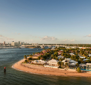Fort Lauderdale-Beaches and skyline